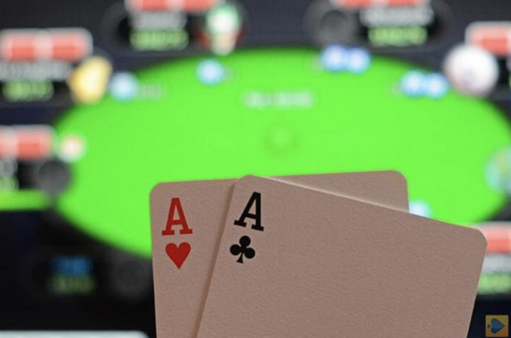 Top 5 tips for the beginner to enjoy playing the online poker games